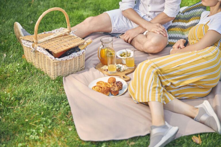 What to Serve at a Spring Porch Picnic